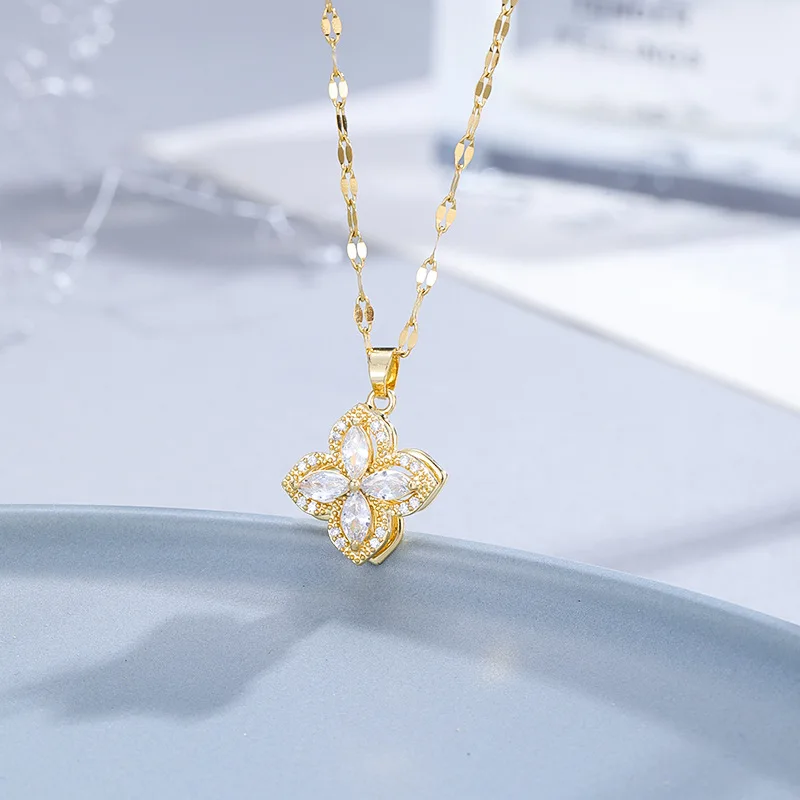 

Exquisite Rotatable Four-Leaf Flower Necklace Rotatable Good Luck Comes Titanium Steel Clavicle Chain Jewelry Women's Necklace