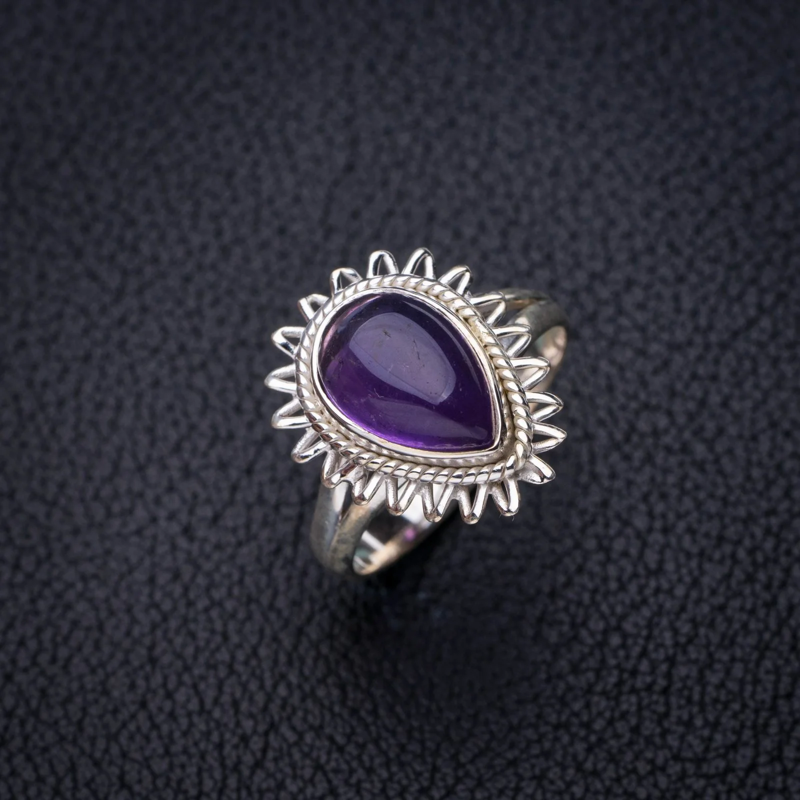 

StarGems Natural Amethyst Handmade 925 Sterling Silver Ring 8 E7770