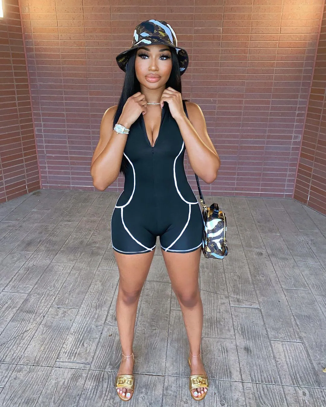 

Sports Style Fashionable Women's Clothing Sexy Solid Color Lines Zipper Stitching Sleeveless V Neck Casual Slim Fit Jumpsuit