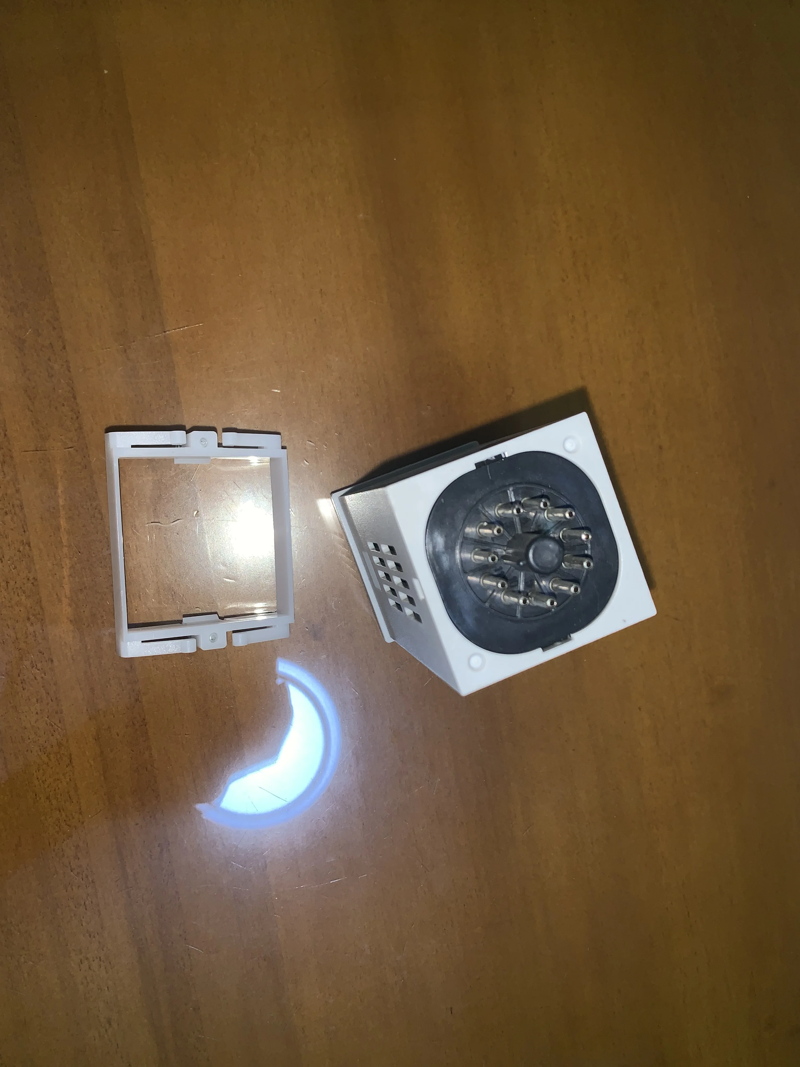 Оригинальный новый оригинальный японский термостат Yamatake серии C10S0DTA0100 SDC10 -