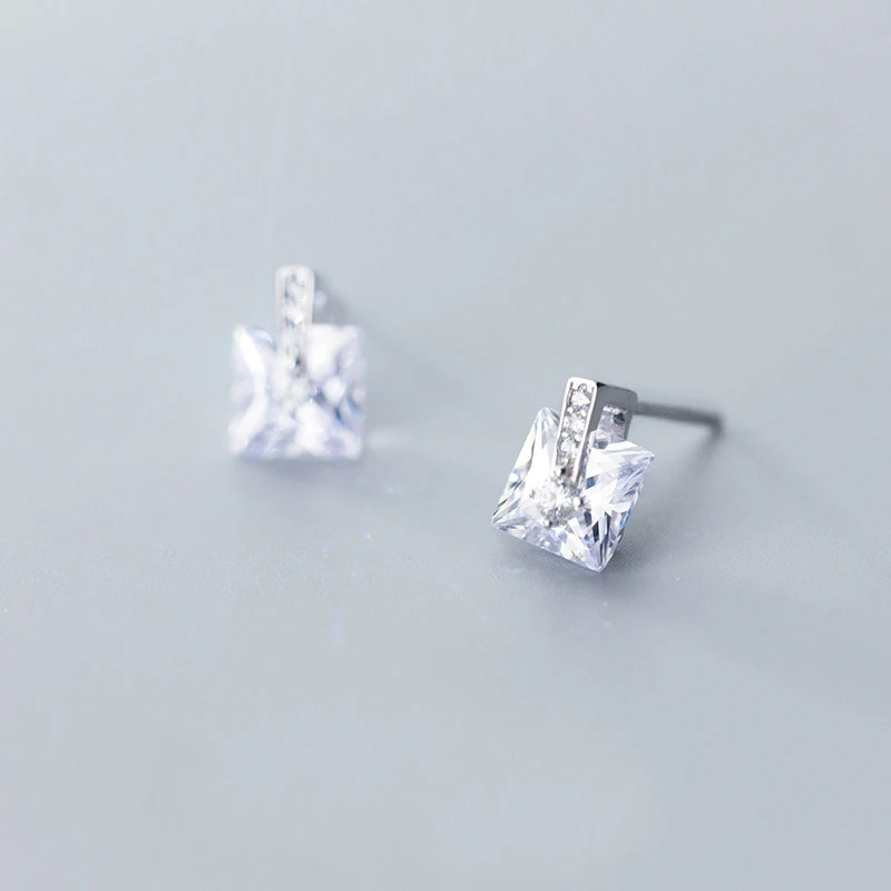 

Серьги-гвоздики Женские квадратные из серебра 925 пробы с фианитами