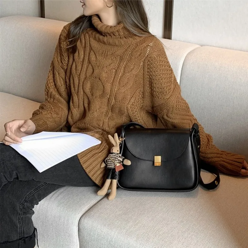 

Ladies Retro Leather Handbag Solid Color Casual Satchels Bags Women Famous Brand Animal Ornaments Shoulder Crossbody Bag Female