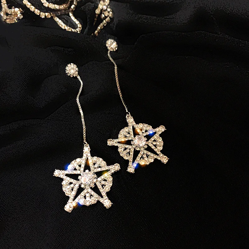 Женские длинные висячие серьги Стразы эффектные украшения в Корейском стиле