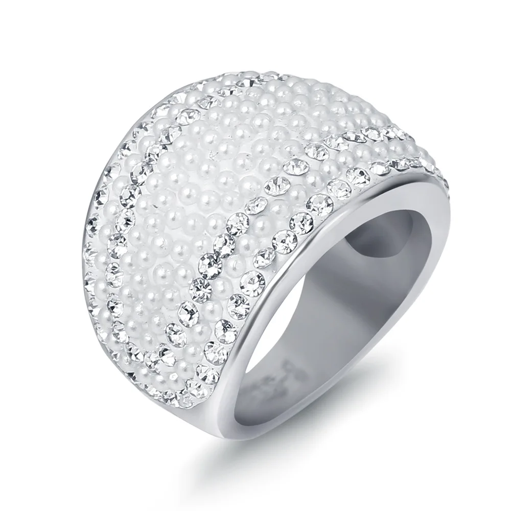 

Gu Li European And American Fashion Shiny Stainless Steel Diamond Ladies Ring Titanium Steel Ring Factory Direct Sales