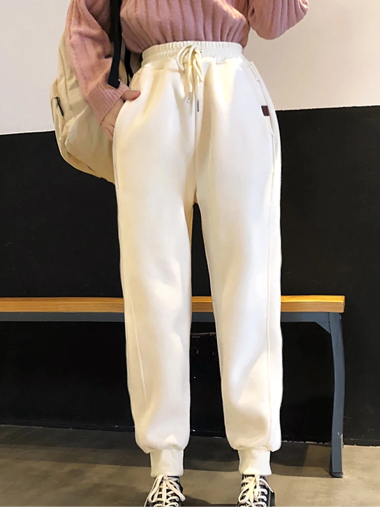 

Streetwear Korean Casual Trousers Sportswear Femme Women Wide Leg Woman Sweat Pants Plus Size High Waist Pants Female