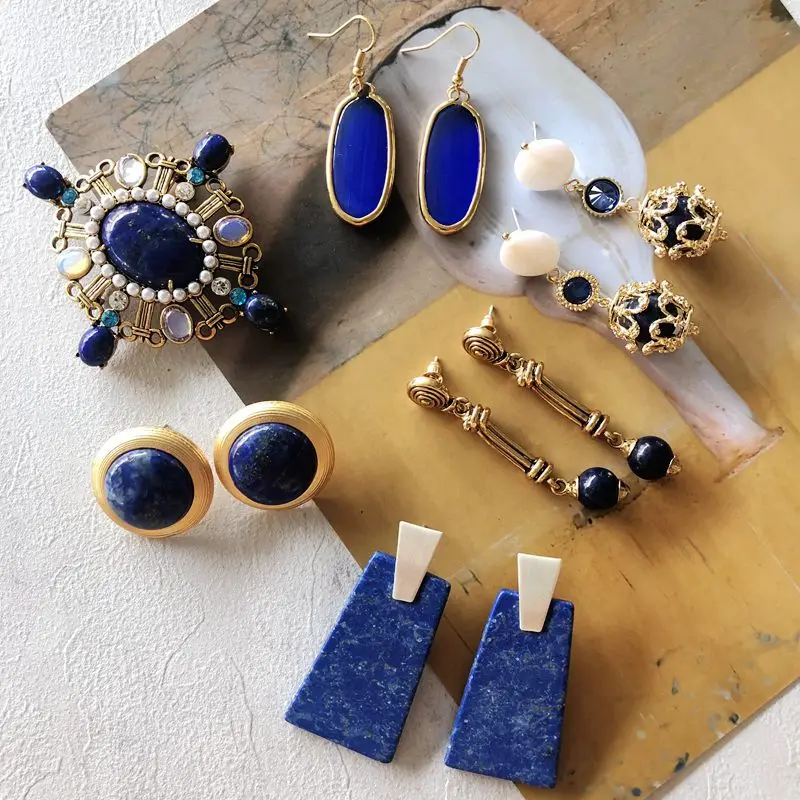 

Vintage Blue Goldstone Silver Pin Stud Brooch Carved Patterned Copper Pearl Cat Eye Stone Earring Accessories