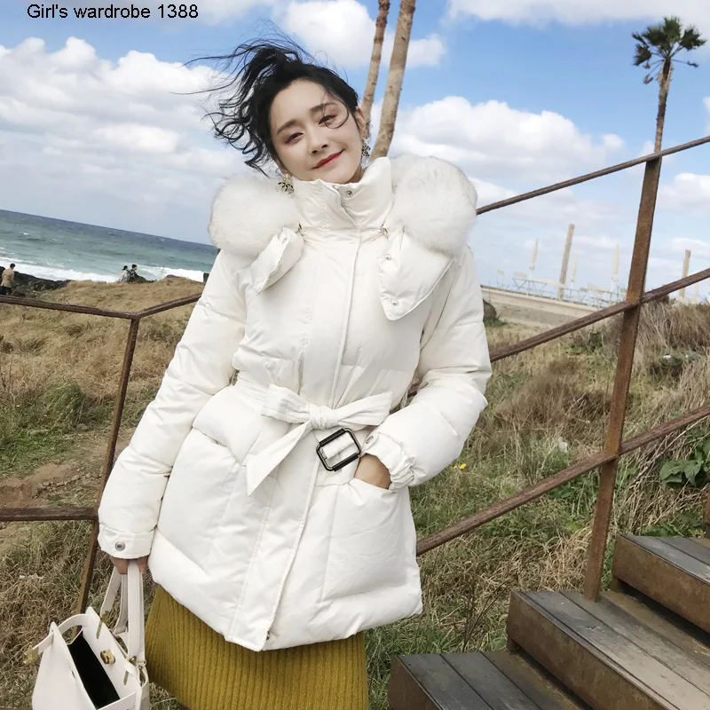 

Зима 2020 Новинка пушистый воротник из лисьего меха шапка из белого гусиного пуха приталенный короткий пуховик