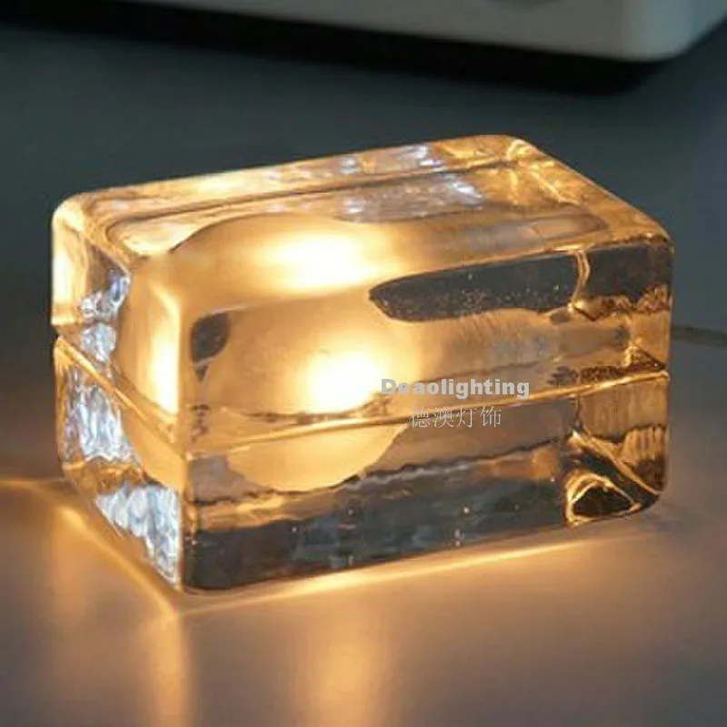 Kopen Europese Stijl Moderne Mode Creatieve Bruiloft Nachtkastje Slaapkamer Studie Hotel Techniek Ice Cube Decoratie Tafellamp LX102423