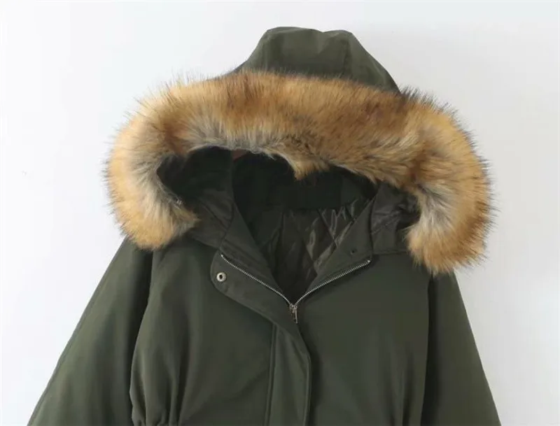 Зимняя женская хлопковая куртка повседневная однотонная пуховая теплое модное