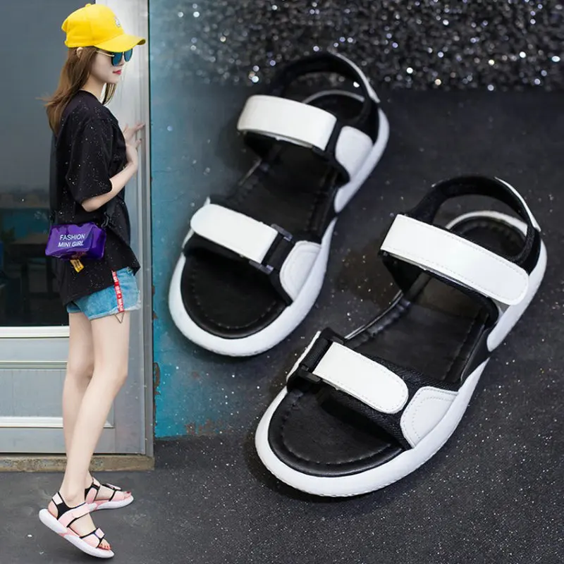 Новинка Красивые летние босоножки на танкетке Женская повседневная обувь с