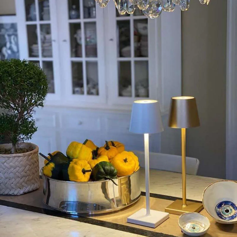 

Waterproof IP54 battery table lamp Aluminum 3.5W 5200mAh led rechargeable cordless restaurant table lamp