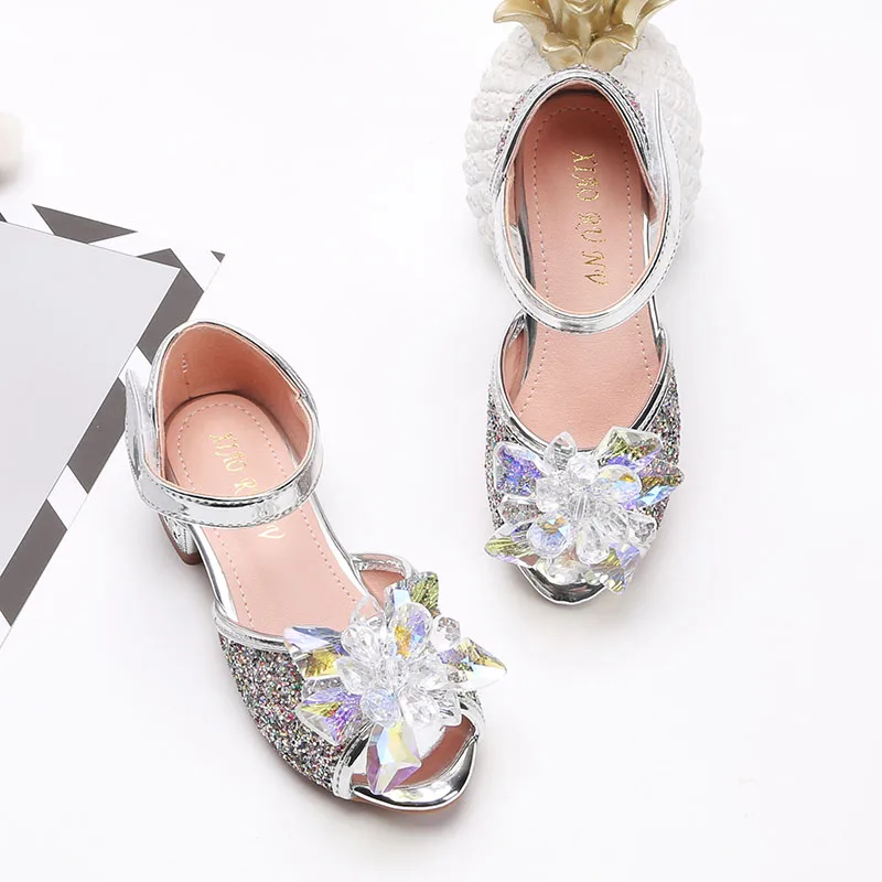 

Kid Shoes High Heel Summer Girls Sandals Kids Princess Shoes for Children Girls Sandals with Rhinestone Flower SJD036