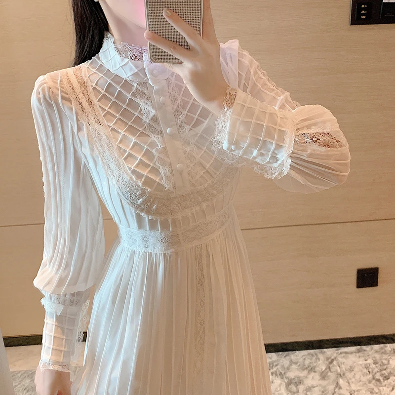 

2020 Autumn Luxury Women White Lace Long Party Dress Elegant Long Sleeve Vintage Striped Patchwork Pleated Dress Vestidos Femme