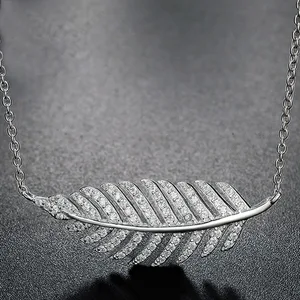 Delicate Female Clavicle Chain Silver-Color Feather Leaf Micro Pave Dazzling Zircon Crystal Pendant Necklace for Women Jewelry