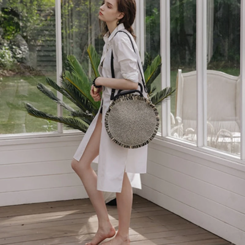 

Bohemian Round Women Straw Woven Bag Fashion Hand-Woven Rattan Shoulder Bag Big Capacity Casual Tote Beach Bag