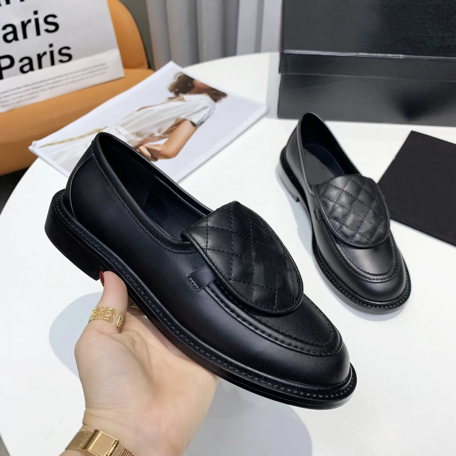 Новинка модные туфли на среднем каблуке Осенние новые Lefu толстой подошве в