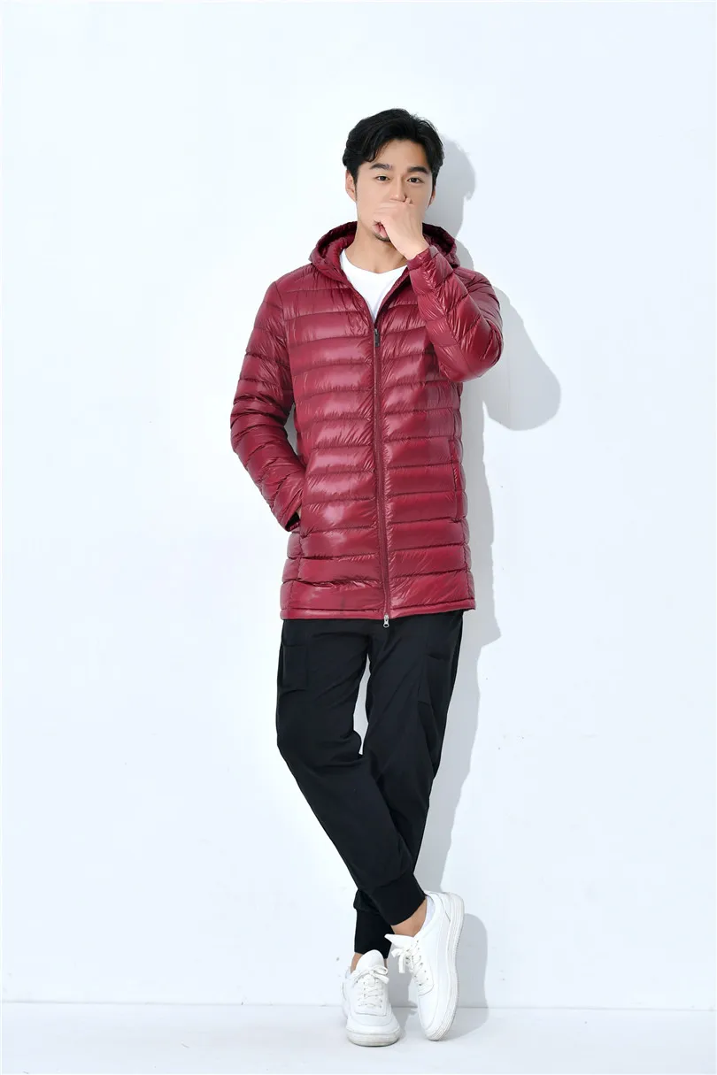 Мужская куртка пуховик на утином пуху с капюшоном ветронепроницаемая теплая