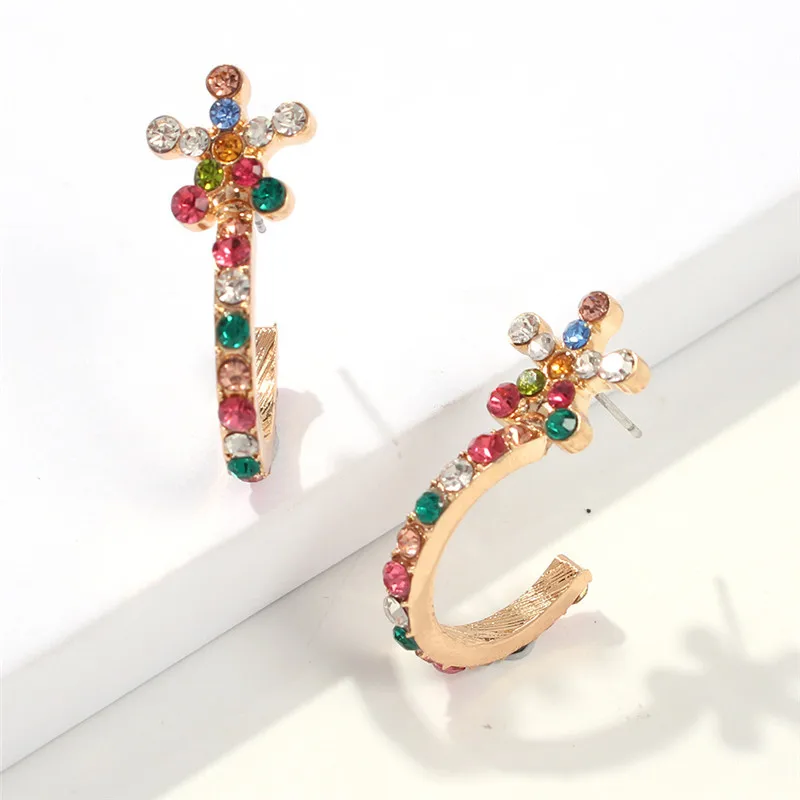 KOMi Bohemia 12 Colors Style Stud Earrings Rhinestone Crystal Sparkling Alloy Stud Earrings for Women Party Jewelry Gift C0104