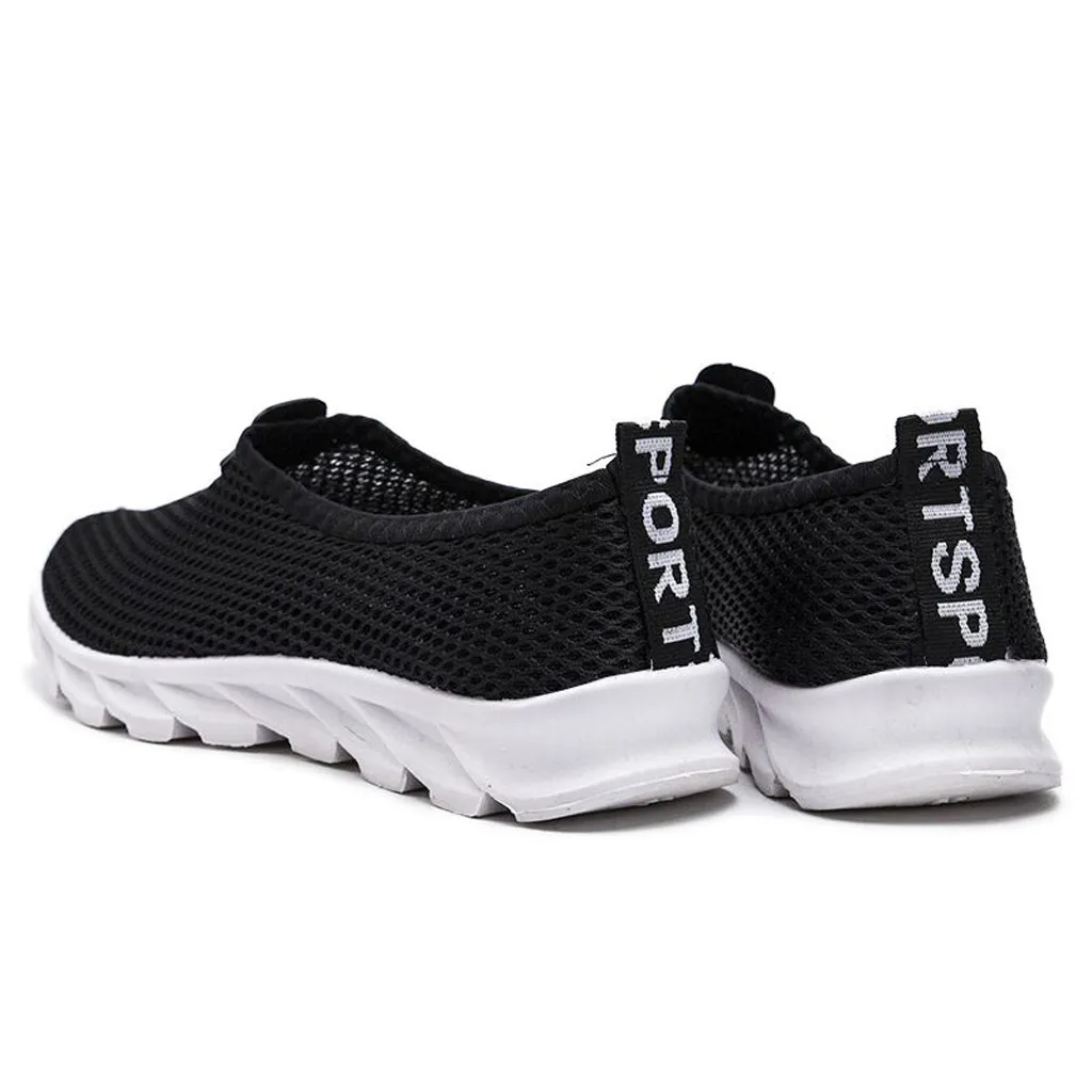 Легкие кроссовки для женщин 2020 новые женские повседневные туфли черные белые
