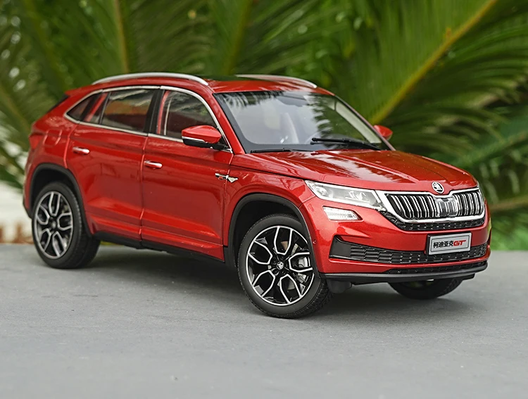1/18 Skoda KODIAQ GT SUV литая модель металлический автомобиля хобби черный красный
