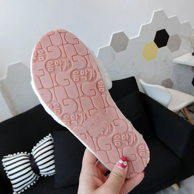 

2020 Women Shoes for Women Sandal House Flip Flops Winter Shoes Sandalias Warm Ladies Fur Fluffy Cotton Slippers Indoor Boots