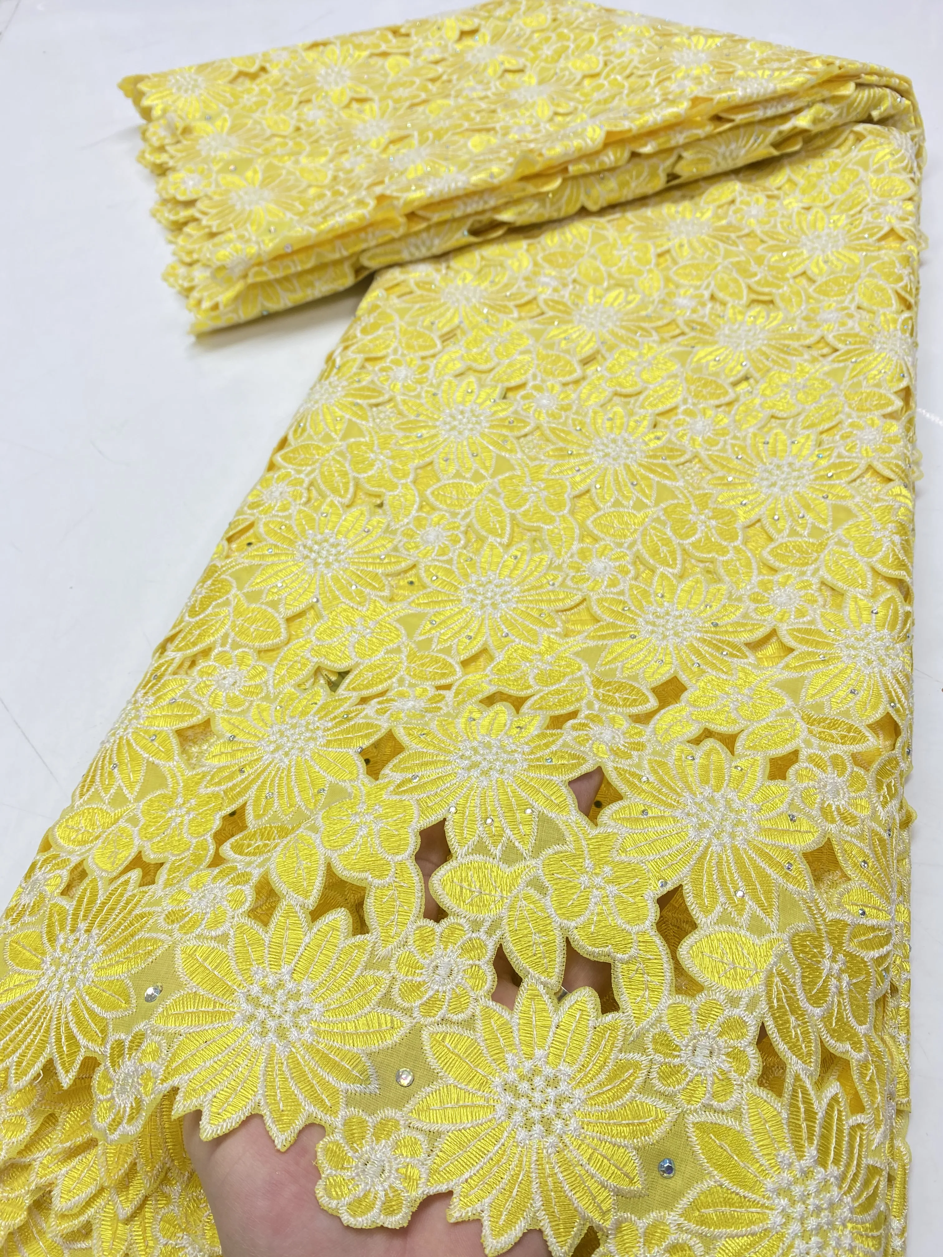 

Beautiful African Handcut Heavy Swiss Voile Lace In Switzerland High Quality Bridal Lace Fabric With Stones