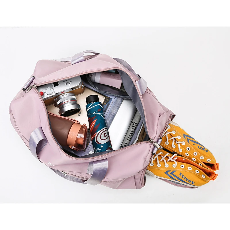 Fashion Large Travel Bag Women Cabin Tote Bag Handbag Nylon Waterproof Shoulder Bag Women Weekend Gym Bag Female
