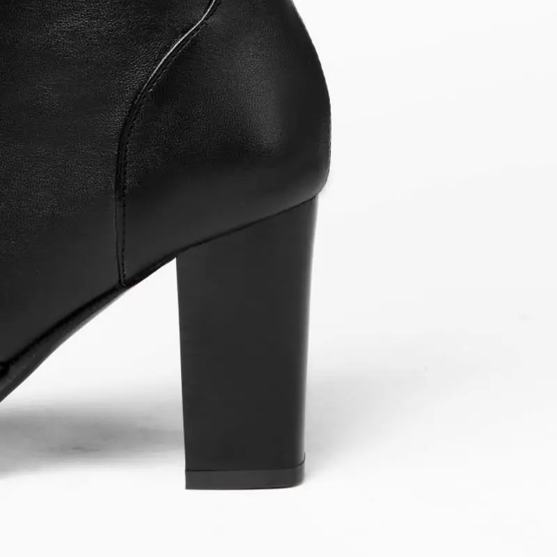 Женские ботфорты на высоком каблуке Taoffen черные классические высокие сапоги