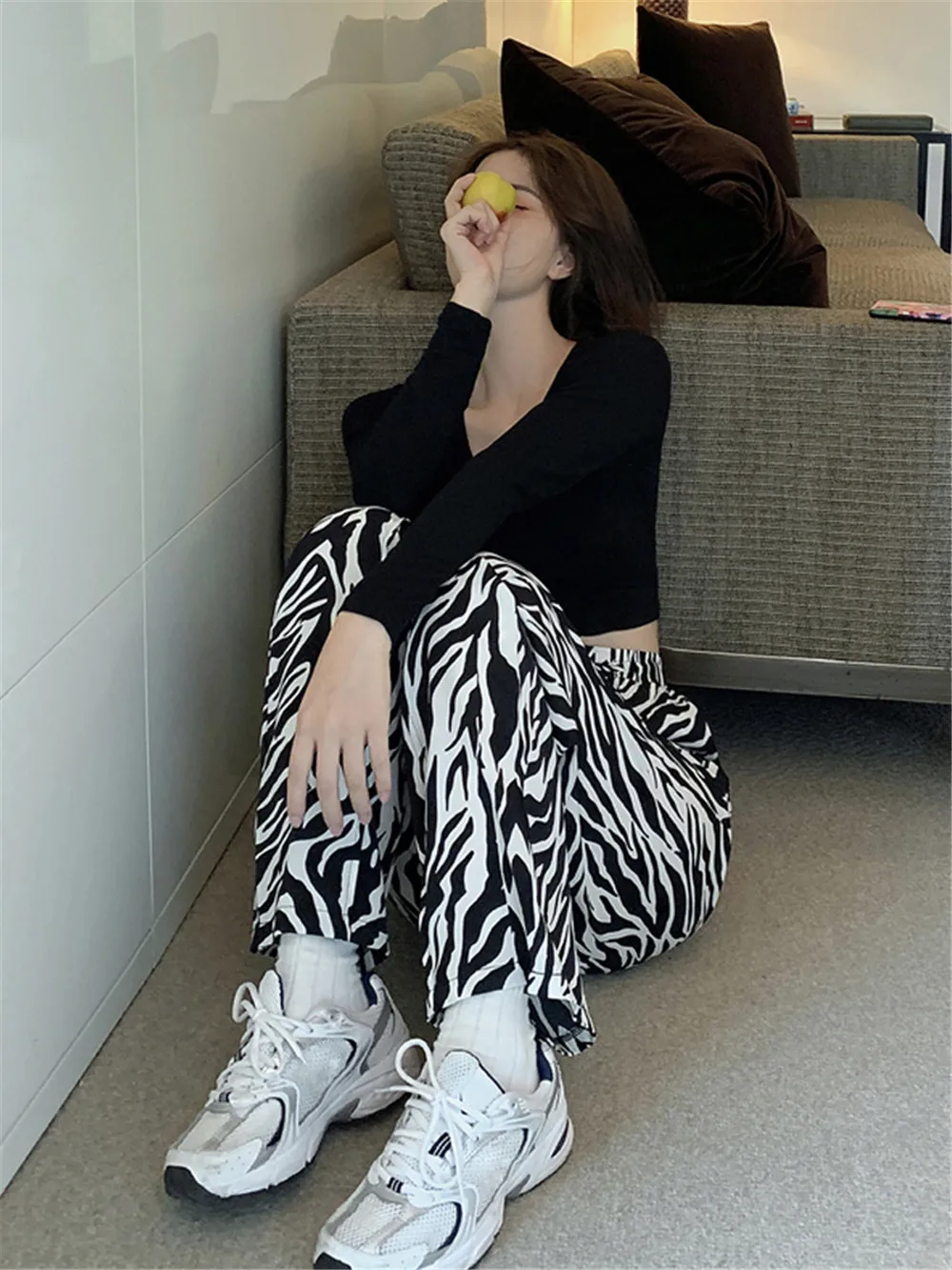 

Women Spring Autumn Fashion Korean Style Ulzzang Elastic Waist Zebra Print Wide Leg Pants Office Lady Wild Loose Casual Trousers