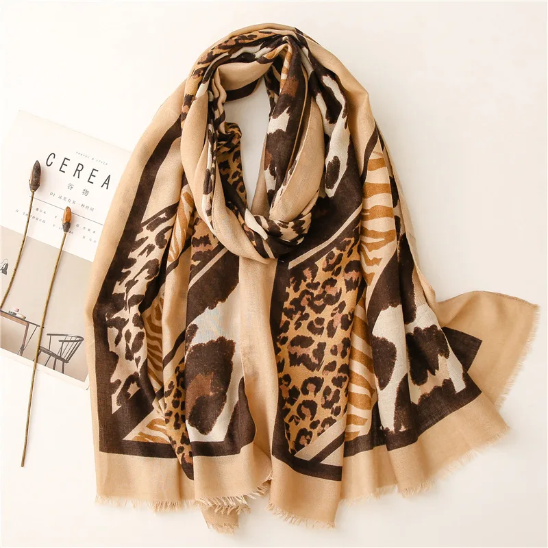 

Ladies Fashion Khaki Leopard Patchwork Fringe Viscose Scarf Printe Hijab Shawls and Wraps Female Foulards Echarpe Sjaal 180*90Cm