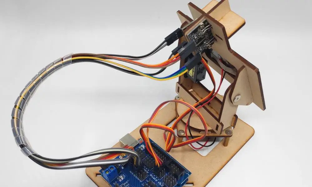 Arduino умное устройство слежения за солнечной батареей генерация энергии с