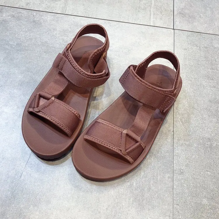 Сандалии женские повседневные модные босоножки в римском стиле блестящие