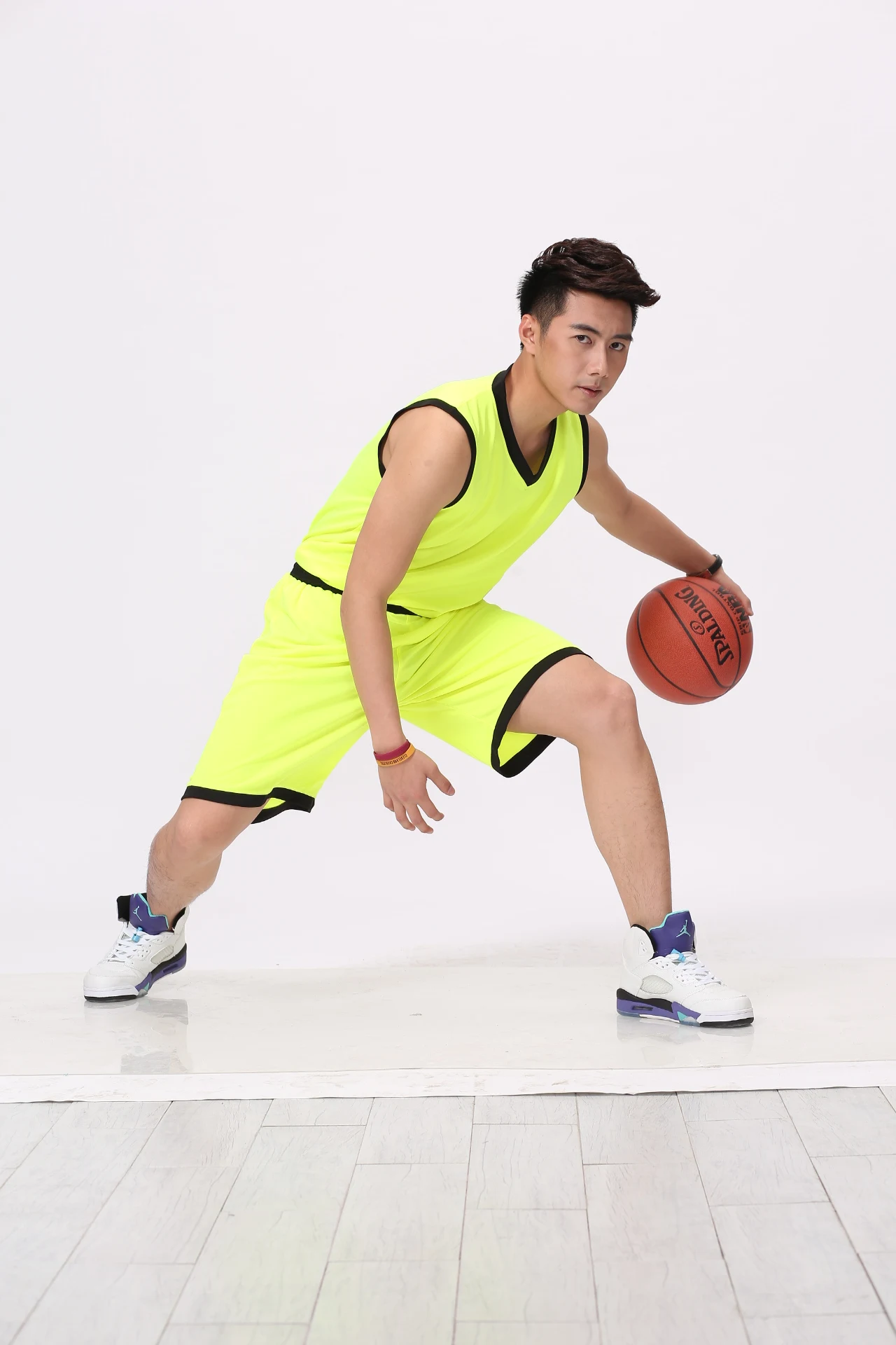 Спортивные наборы баскетбольные майки для взрослых дышащие ткани футболка без