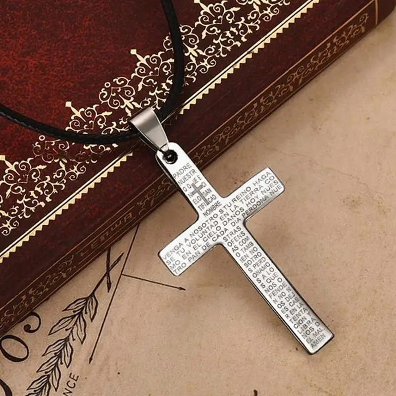 Классический крест черный серебристый цвет подвеска синего цвета кожаная