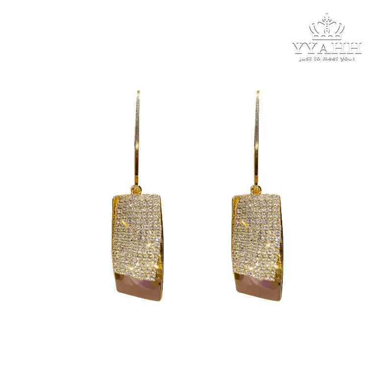 

Korean Dongmen fashion temperament irregular metallic earrings temperament female earrings