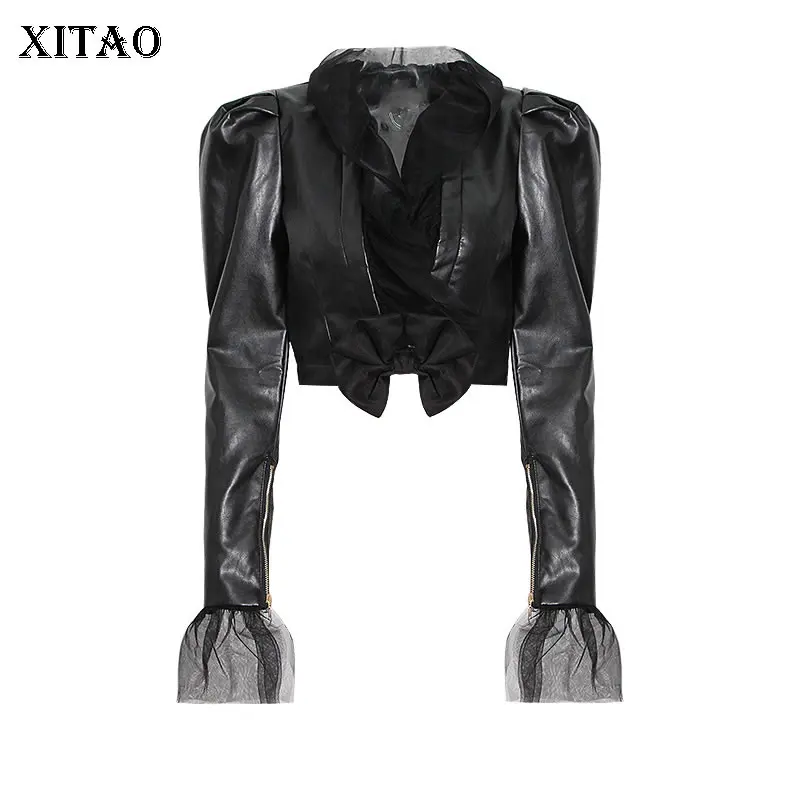 

Coats & Jackets