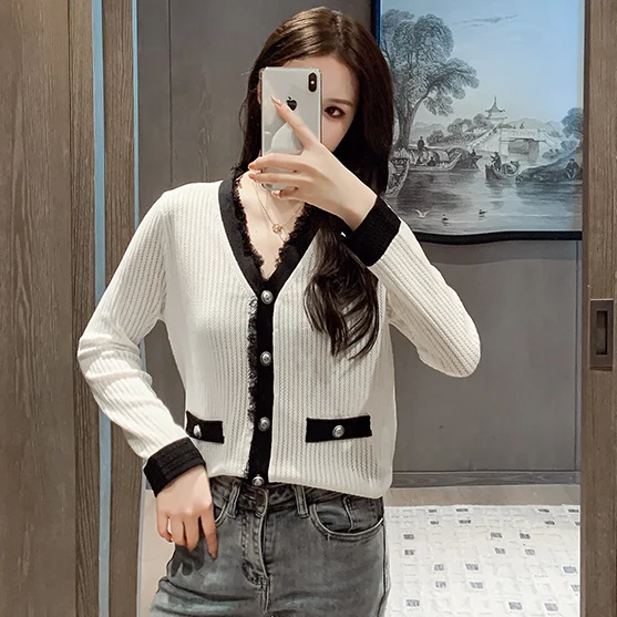 

2020 autumn women's new v-neck cardigan coat/female loose student knitted cardigan long sleeve coat large size
