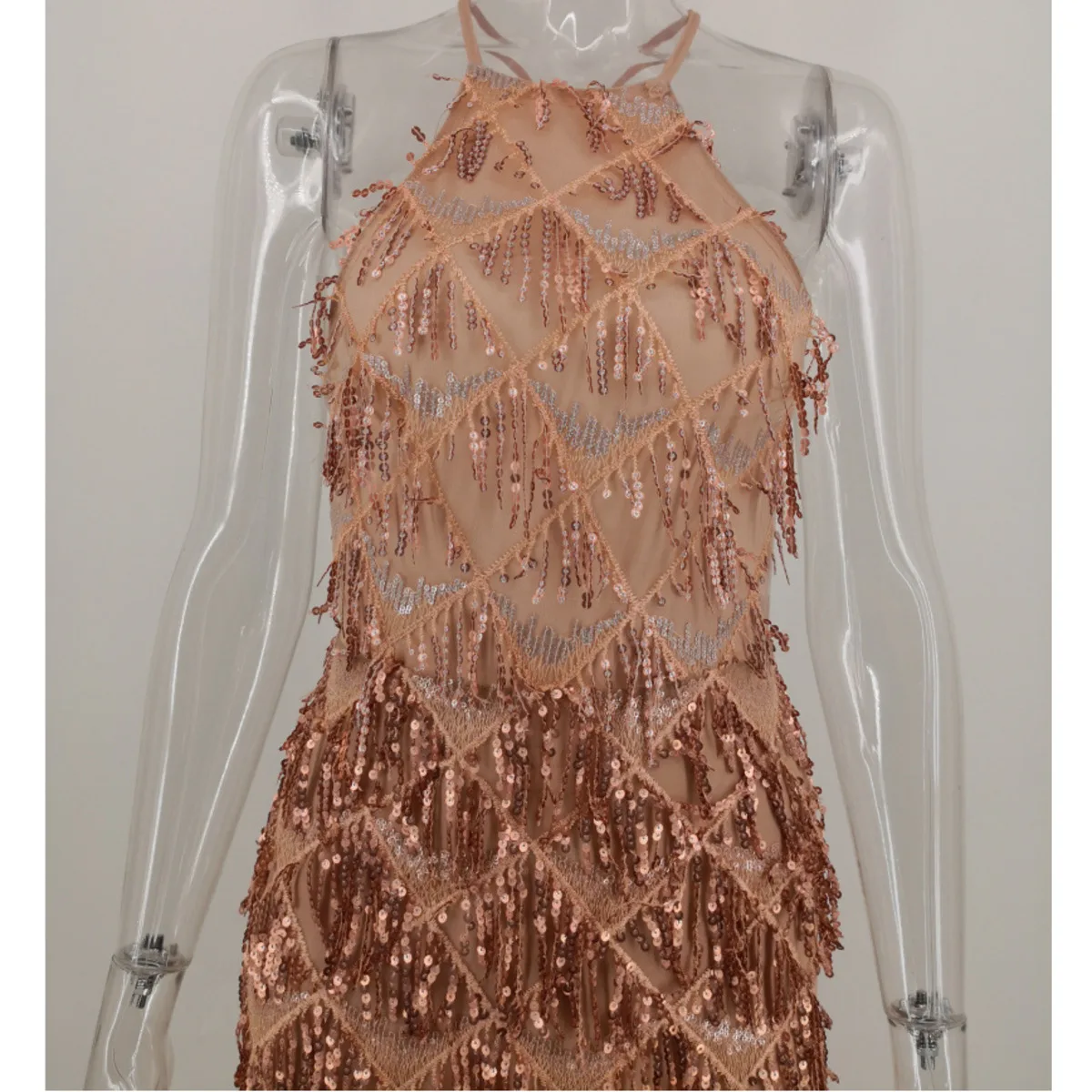 

Sexy Women Halter Neck Tassel Sleeveless Sequin Evening Dress Backless Vintage Club Party Dresses Christmas 2020 Sukienka Cekiny