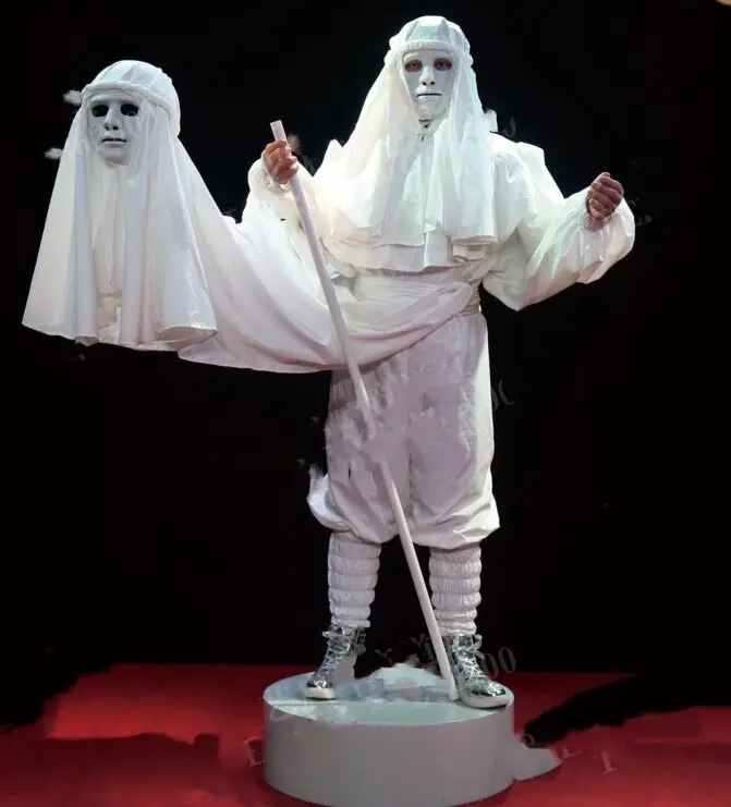 Рисунок 2 - Женский костюм для танцев на Хэллоуин