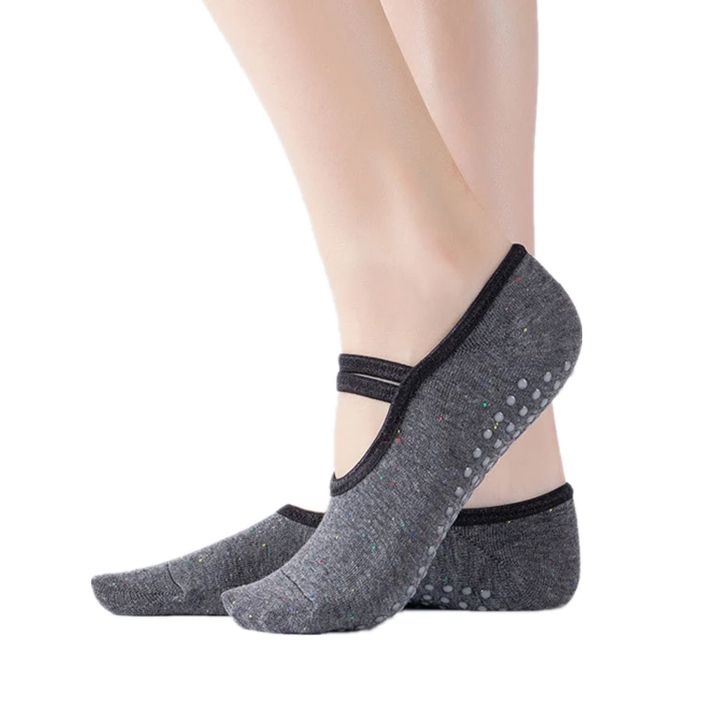 Одна пара женские носки для йоги нескользящие с силиконовыми вставками дышащие
