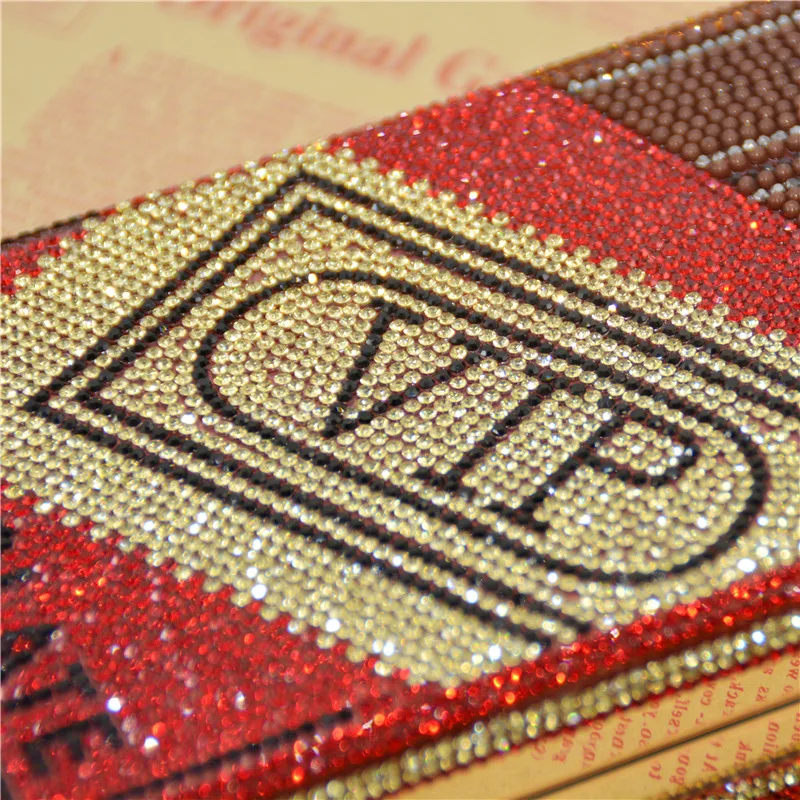

Wholesale Luxury Designer Brands Rhinestone VIP Design Purse Diamond Chololate Cluch Evening Bag For Women Wedding Party Handbag