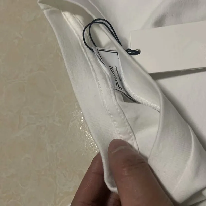 

A heart brand logo Embroidery Cotton men's slim round neck summer short sleeve T-shirt tshirt tee amy