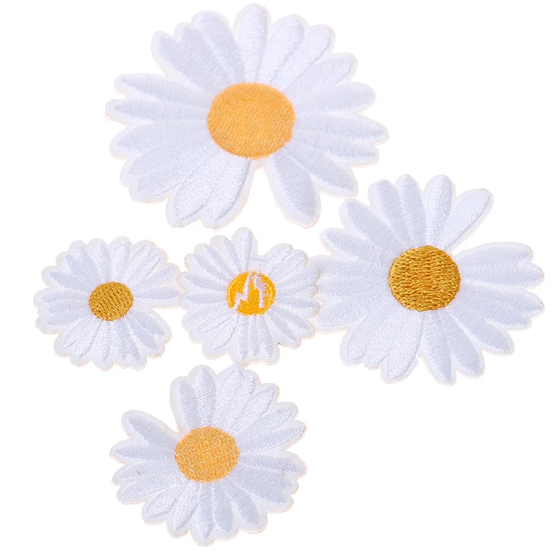

5pcs DIY Small Sun Flower Daisy Embroidery Patches for Clothing Iron on Clothes Sticker Stripe Iron-on Applique Hole Repair