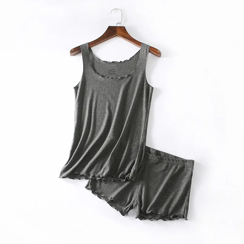 Комплект одежды женский из двух предметов эластичный комплект жилет и шорты