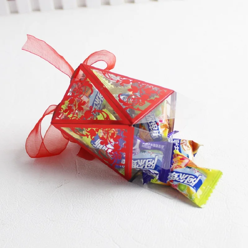 

New Diamond Shape Laser Cut Hollow Carriage Favors Gifts Candy Boxes With Ribbon Baby Shower Gift Box Wedding Party Supplies