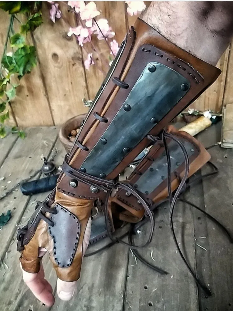 Средневековые ретро готические перчатки для езды на мотоцикле с открытыми пальцами, завязками из кожи и длинными перчатками солдата, боевой бойцовской косплей брони.