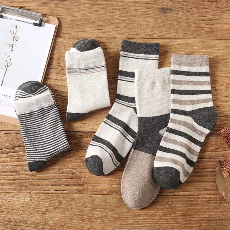 

3 Pairs/Set Brand Fashion Elegant Vintage White Coffee Stripe Business Men Leather Shoes Socks Street Happy American Boys Sox