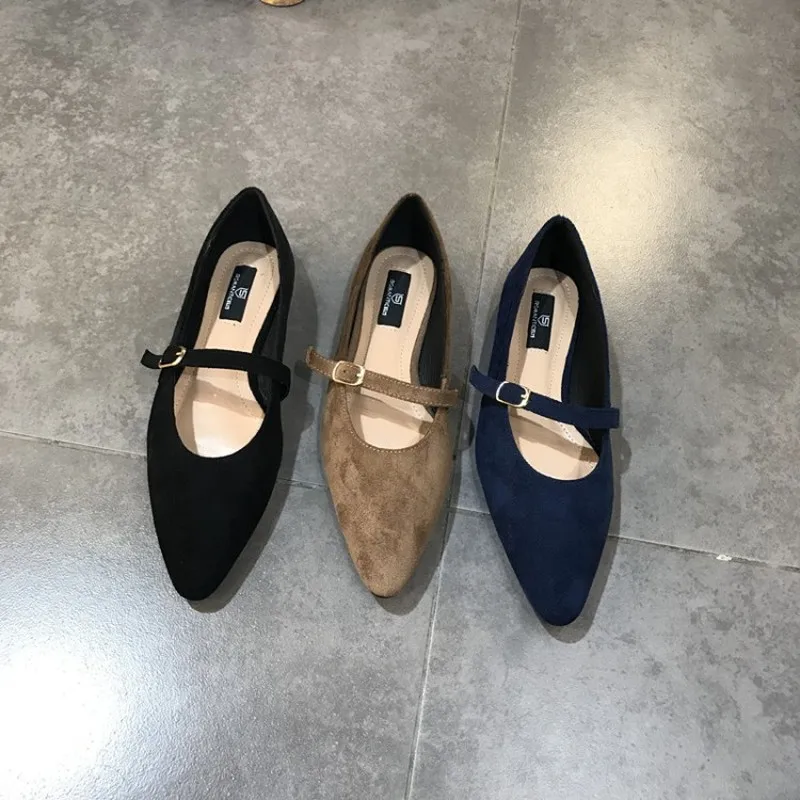 

2020; Сезон весна-лето; Новые туфли на плоской подошве с заостренным носком; Туфли с украшениями с кеды; Женская обувь на плоской подошве для уч...