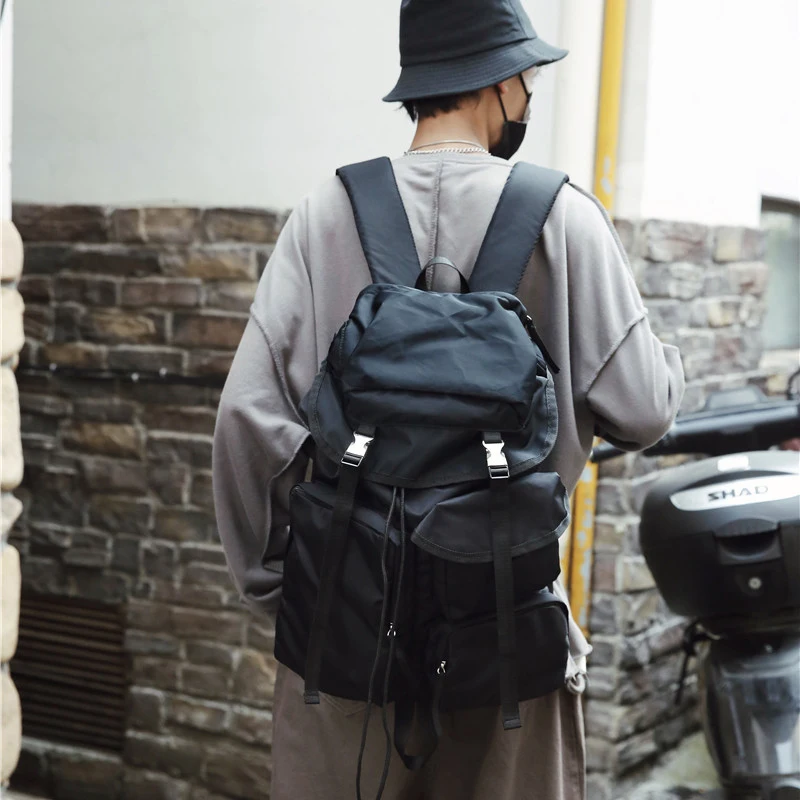 Водонепроницаемый рюкзак для мужчин и женщин черный многофункциональный