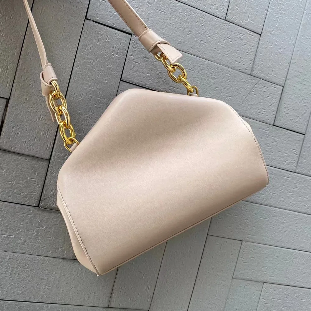 

Women's Genuine Leather Bags Cowhide Triangle Handbag Fashion Handmade Shoulder Bag Large Capacity Cow Leather Trendy Handbag
